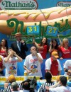 Joey Chestnut est devenu le plus grand mangeur de Hot-Dogs avec 69 sandwichs avalés lors du concours organisé à New York le 4 juillet 2013