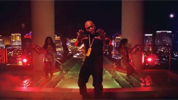 Flo Rida : Tell Me When U Ready, le clip en mode fiesta avec filles à volonté