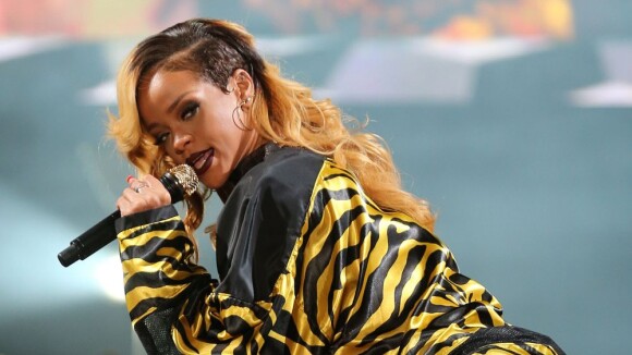 Rihanna : playback et caprices de diva à un festival écossais