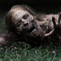 The Walking Dead saison 4 : un bébé zombie en approche (SPOILER)
