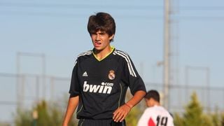 Zinedine Zidane : son fils Enzo surclassé au Real Madrid, piston ou talent héréditaire ?