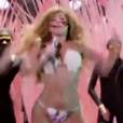 MTV VMA 2013 : Lady Gaga a interprété Applause