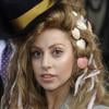 Lady Gaga et sa perruque coquillages et crustacés