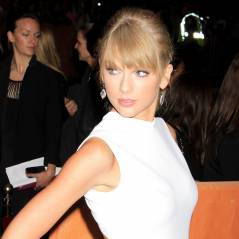 Taylor Swift au TIFF 2013 : tenue sexy... et flirt avec un acteur ?