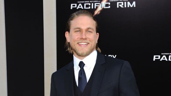 Fifty Shades of Grey : Charlie Hunnam sous protection rapprochée