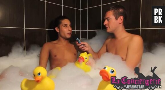 Secret Story 7 : Eddy en mode gossip dans le bain de Jeremstar.