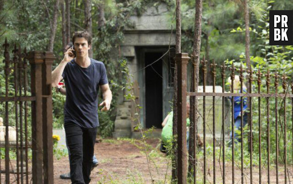 Vampire Diaries saison 5, épisode 4 : Damon énervé sur une photo