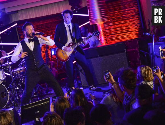 Christophe Maé est en concert au Palais des Sports puis en tournée dans toute la France avec son album "Je veux du bonheur" jusqu'au printemps 2014 (ici en photo au W9 Home Festival)