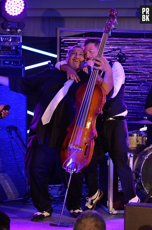Christophe Maé est en concert au Palais des Sports puis en tournée dans toute la France avec son album "Je veux du bonheur" jusqu'au printemps 2014 (ici en photo au W9 Home Festival)