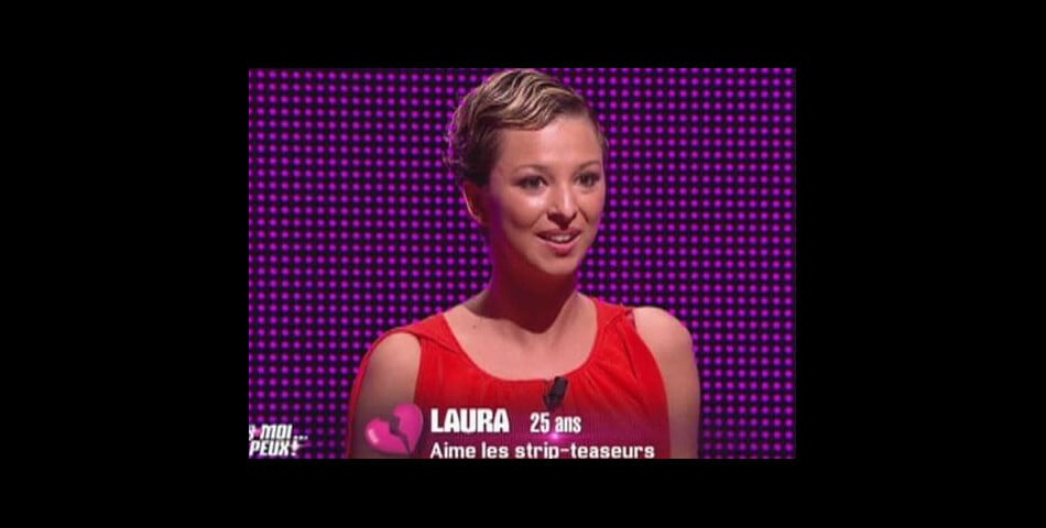 Séduis-moi si tu peux : Laura, 25 ans, aime les stripteaseurs.