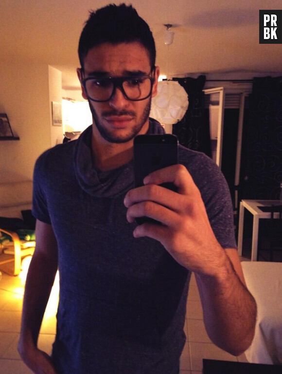 Nabilla Benattia : Yassine, le meilleur ami de Julien de Secret Story 7 au casting de Allô Nabilla