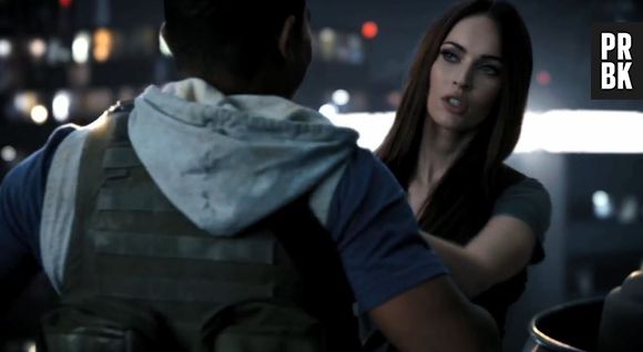 Megax Fox : snipeuse d'élite dans la pub de Call of Duty Ghosts