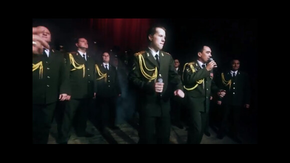 Get Lucky : sous les casques des Daft Punk, des policiers russes