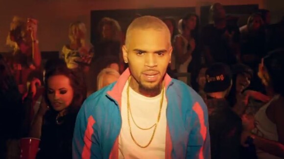 Chris Brown ft. Kid Ink : Show Me, le clip plein de filles sexy