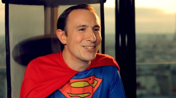 Golden Moustache : quand Batman veut se faire embaucher par Superman