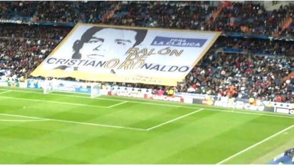 Cristiano Ronaldo ému de l'hommage des supporters du Real
