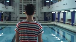 BB Brunes : Bye bye, le clip qui sent la piscine