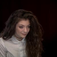 Lorde : l&#039;artiste néo-zélandaise revient sur le succès de Royals
