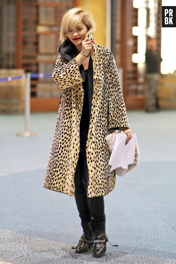 Rita Ora débarque à Vancouver pour le tournage de Fifty Shades of Grey, le 15 janvier 2014