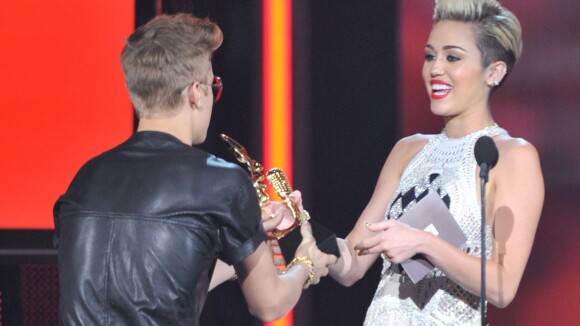 Justin Bieber : Miley Cyrus lui offre un conseil ridicule