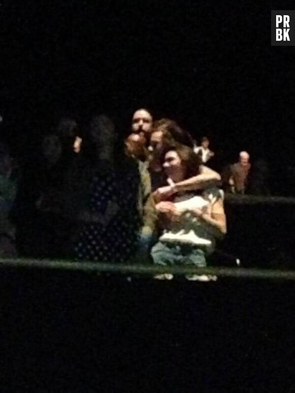Harry Styles et Kendall Jenner : un vrai petit couple au concert des Eagles à Los Angeles, le 17 janvier 2014