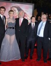 Philip Seymour Hoffman et l'équipe d'Hunger Games à l'avant-première américaine d'Hunger Games 2