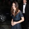 Kate Middleton a le sourire à une soirée à la National Gallery de Londres le 11 février 2014