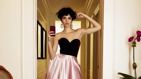 Kendall Jenner : selfies sexy et bizarroïdes pour Vogue