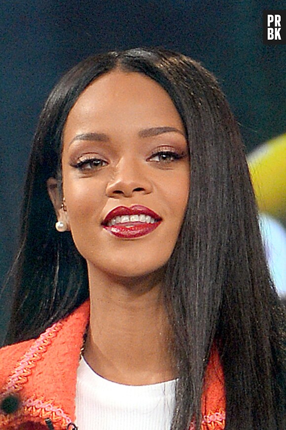 Rihanna en manteau de fourrure le 29 janvier 2014 à New-York