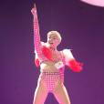 Miley Cyrus en costume pour l'un de ses concerts