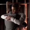 Glee saison 5, épisode 11 : Sam (Chord Overstreet) dans les bras de Will