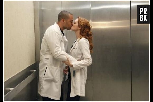 Grey's Anatomy saison 10, épisode 18 : Sarah Drew et Jesse Williams sur un photo promo