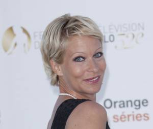 Rebecca Hampton sexy et souriante au festival de Monte-Carlo 2012