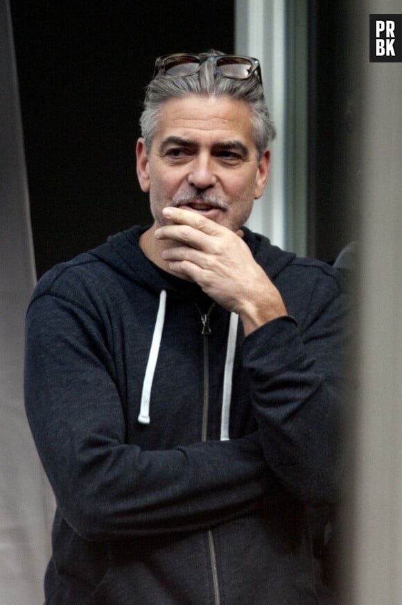 George Clooney se serait fiancé avec sa petite-amie avocate