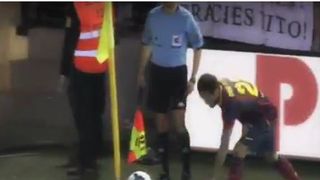 Dani Alves (FC Barcelone) : sa réaction étonnante après une attaque raciste
