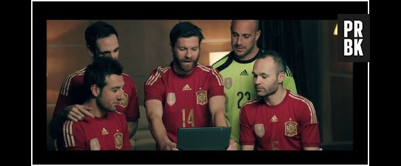 Andrès Iniesta, Xabi Alonso, Pepe Reina... : les stars de la Rajo réunies dans une pub originale