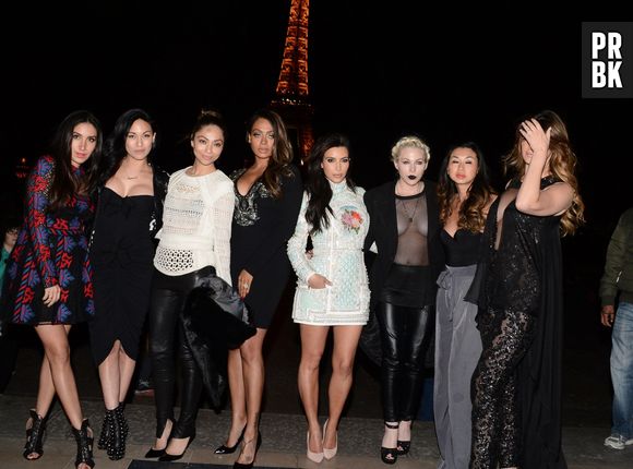 Kim Kardashian et ses copines : enterrement de vie de jeune fille à Paris le 22 mai 2014 avant son mariage avec Kanye West