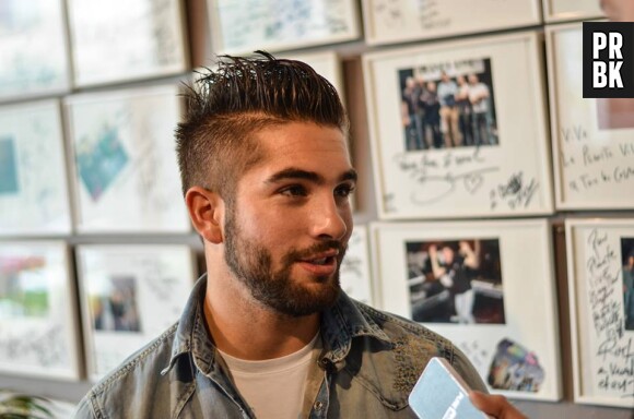 Kendji en interview pendant les répétitions de la tournée The Voice, le "The Voice Tour"