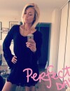 Caroline Receveur : selfie en robe sexy sur Instagram