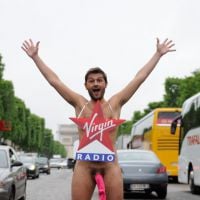 Christophe Beaugrand nu sur les Champs Elysées : il l&#039;a fait !