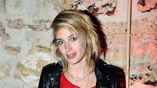 Rising Star : Pauline Lefevre en présentatrice sexy et drôle ?