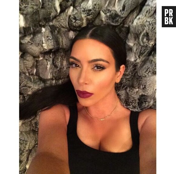 Kim Kardashian : selfie décolleté