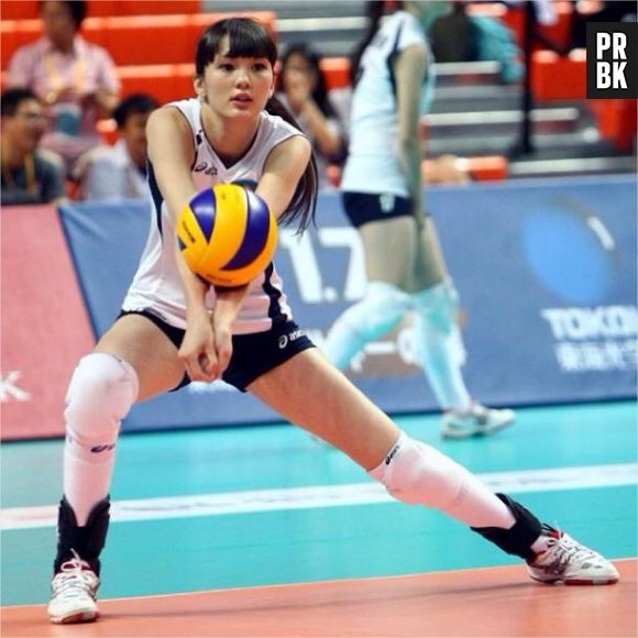 Sabina Altynbekova, trop belle pour être joueuse de volley dans l'équipe du Kazakhstan ?