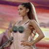 Ariana Grande : une drôle de poitrine dans le clip de Break Free