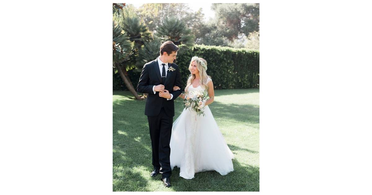 Ashley Tisdale Mariee A Christopher French Sa Robe Devoilee Sur