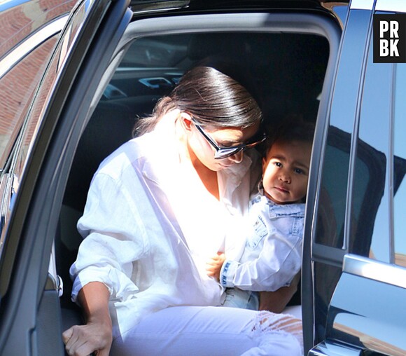 Kim Kardashian et North de retour aux Etats-Unis après la fashion week de Paris 2014