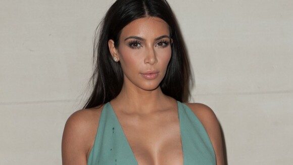Kim Kardashian fête ses 34 ans : hommage à ses plus beaux décolletés de 2014