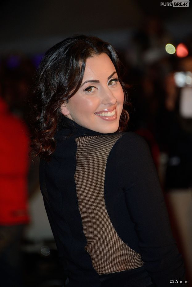Maude sur le tapis rouge des NRJ Music Awards, le 14 d&eacute;cembre 2014 &agrave; Cannes