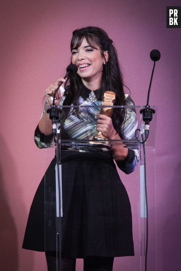 Indila : meilleure artiste française aux MTV EMA 2014, et en compétition pour le titre de meilleure artiste internationale à Glasgow, le 9 novembre 2014