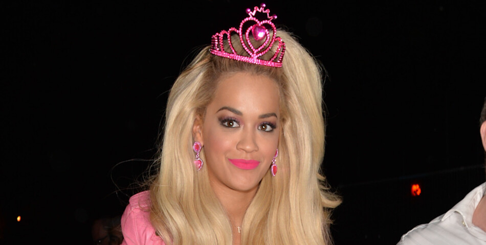 Rita Ora en princesse Barbie pour Halloween 2014